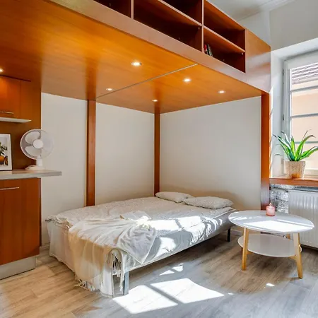 Apartament Z Antresolą 1 Min Od Rynku *